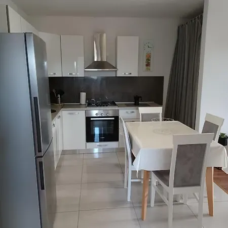 Apartment New Near Rogoznica And Primosten Zecevo
